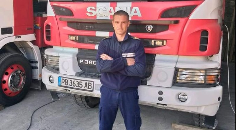 Пловдивската пожарна поздрави Иван Йорданов Ангелов- спасител в сектор Специализирани оперативни