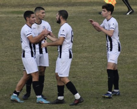 Дубълът на Локо бие с 8:0