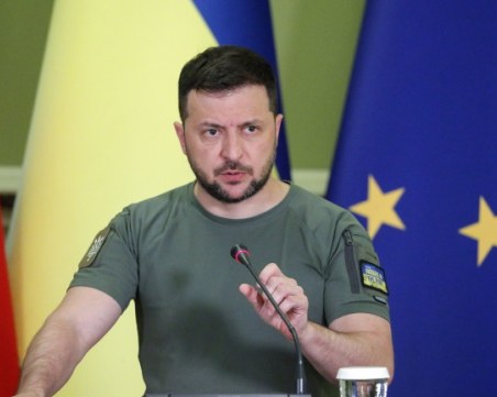 САЩ съветват Зеленски за реалистични искания в преговорите с Русия