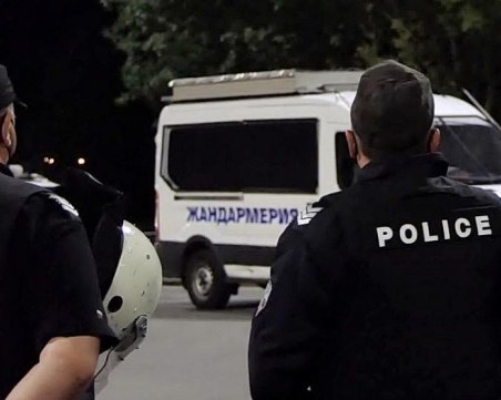 Жандармерист се простреля сам в крака