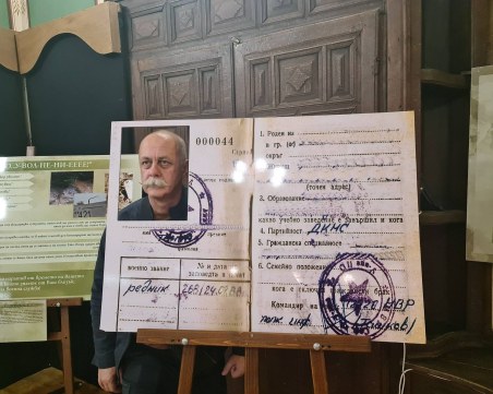 Казармени бисери: За гаджета ще се настроя, приключих аз със строя