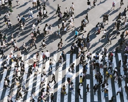 ООН: От днес населението на Земята е 8 милиарда души