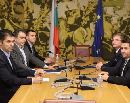 След 10-минутна среща: 