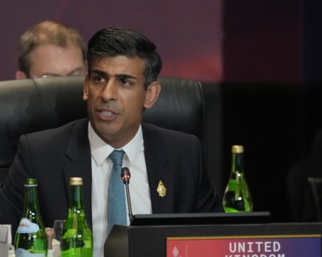 Сунак към Лавров: Напуснете Украйна и спрете тази варварска война!