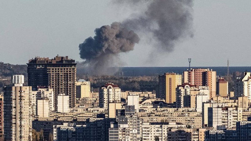 Експлозии: Русия атакува Киев