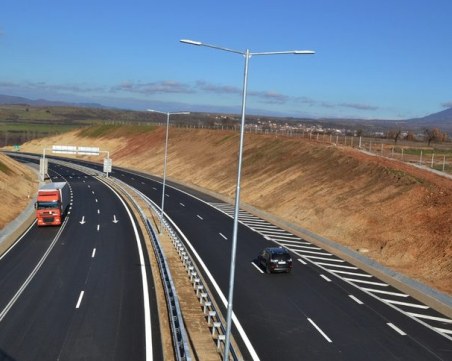 Предлагат въвеждането на 11 нови пътни знака