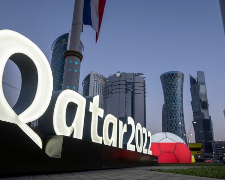 Днес започва най-странният Мондиал в историята на футбола