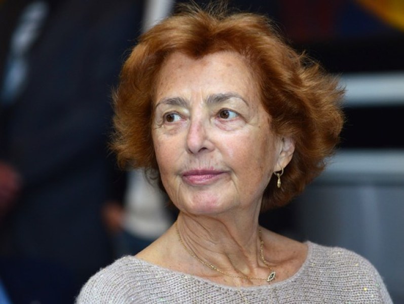 Почина телевизионната легенда Анахид Тачева