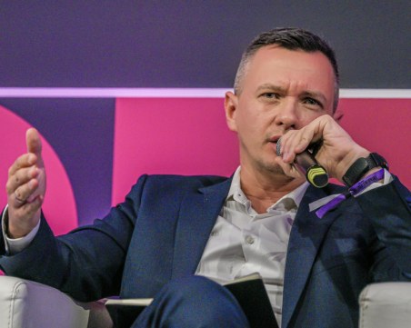 Директор на Ботев на семинар с шефове на Тотнъм и Евъртън за управлението на стадионите