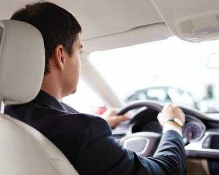 Нова програма в София: Обучават допълнително млади и по-неопитни шофьори