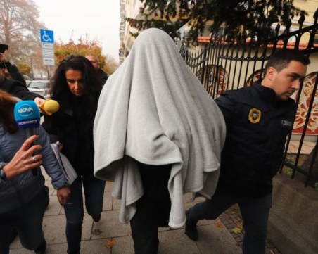 След разбитата педофилска мрежа: Разследват дали в клиповете са участвали и българчета