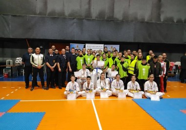 Каратистите на пловдивския клуб  АСКК Тракия спечелиха общо 20 медала на Национална