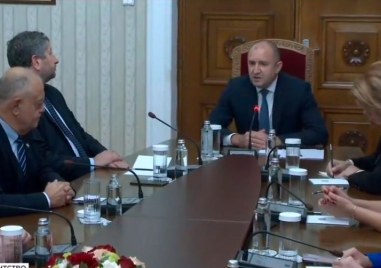 Продължават консултациите за съставяне на правителство при президента Румен Радев