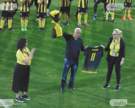 Един от най-резултатните футболисти в историята на Ботев празнува рожден ден днес