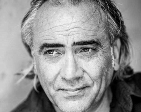 Алоизмамници взеха последните пари на бащата на български режисьор и писател