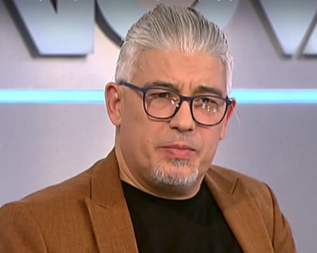 Експерт: Шофьорът на буса с мигранти не е губил контрол, няма следи от спирачен път преди удара