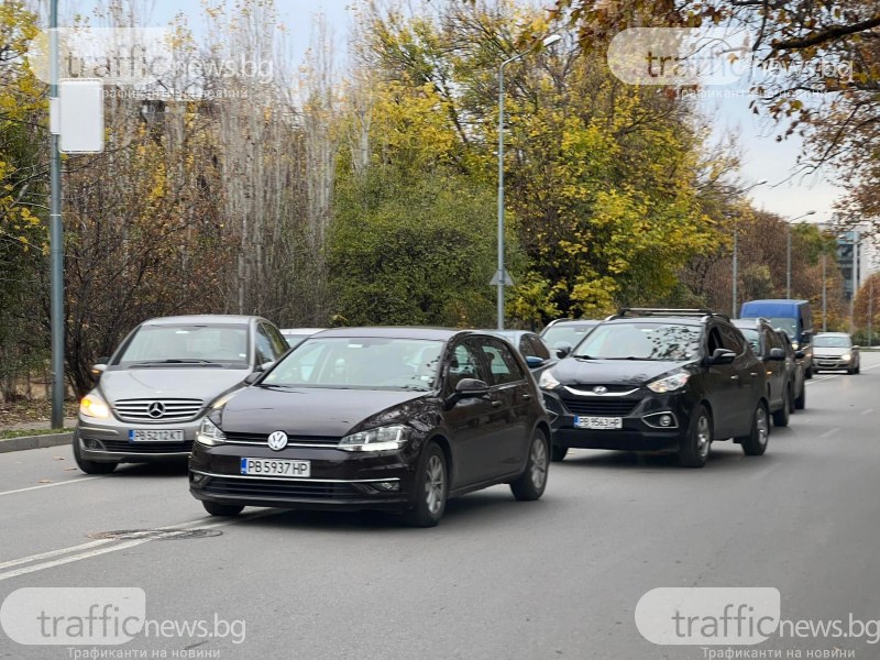 Транспортен хаос се образува на прелеза на ул. “Свобода в Пловдив.