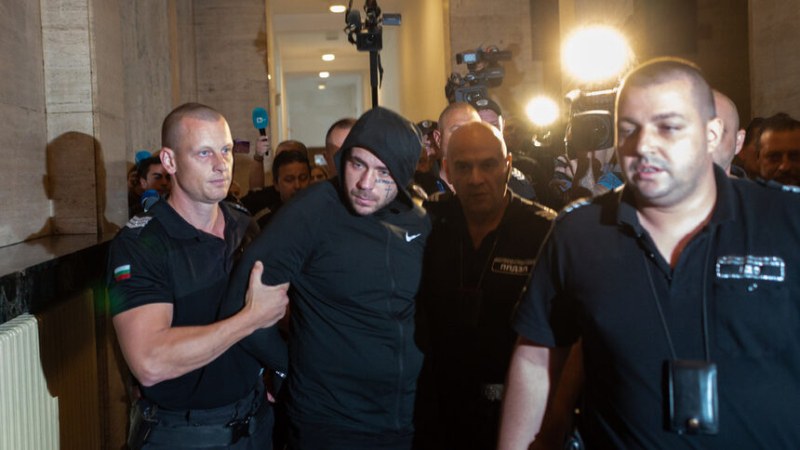 Майката на Семерджиев: Той не взима наркотици, над него няма полицейски чадър