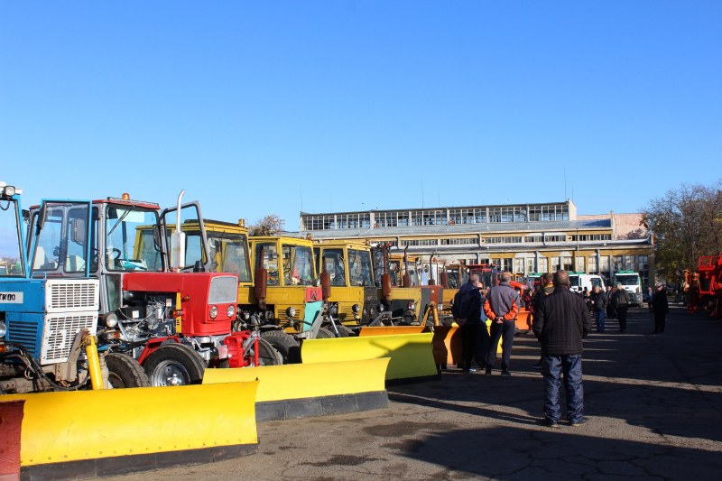 Над 100 машини ще отговарят за зимното почистване на Пловдив