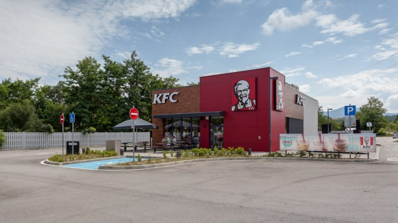 Почина собственикът на KFC