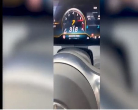 Мъж се похвали, че шофира с 316 км/ч по АМ 
