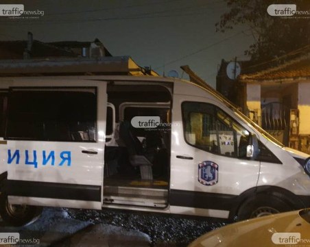 Пиян мъж изнудва и бие жена си, нападна екип на пловдивската полиция