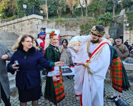 Пловдив е столица на младото вино от днес