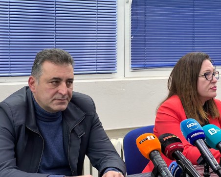 Този път без жертви!След бясна гонка по магистралата край Пловдив, полицията залови бус с 23 мигранти