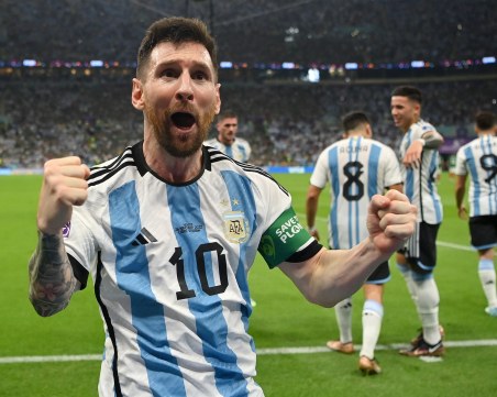 Страхотни попадения оставиха Аржентина в играта на Мондиала в Катар