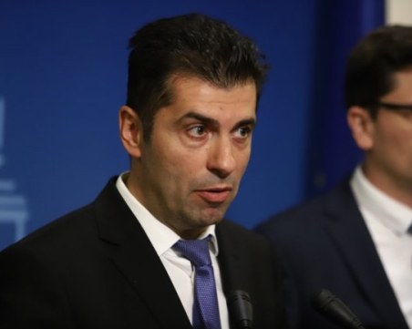 ГЕРБ: Кирил Петков поискал рокади в ББР, без да има законово право