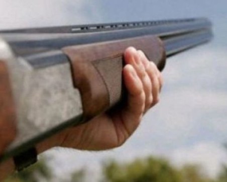 Намериха труп на мъж, застрелян по време на лов в Кърджалийско