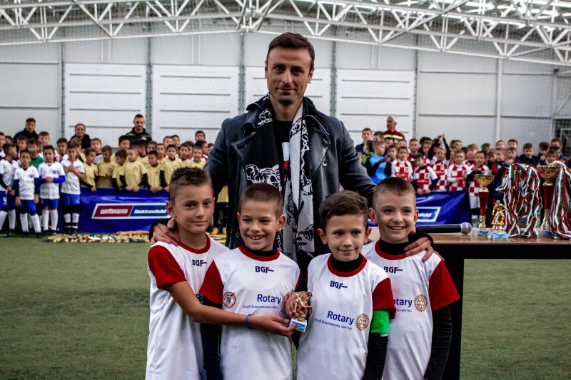 Цървена звезда пристига на футболен турнир в Пловдив