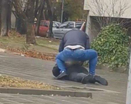 Зрелищен арест в Пловдив! Цивилни полицаи проснаха мъж на земята
