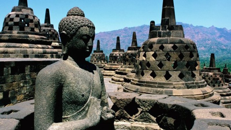 Будистки храм остана без монаси! Всички са изпратени в наркоклиника