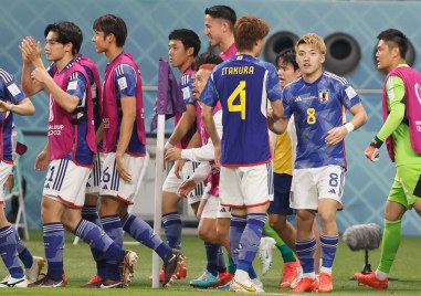 Япония спечели групата си на Мондила след като постигна нов