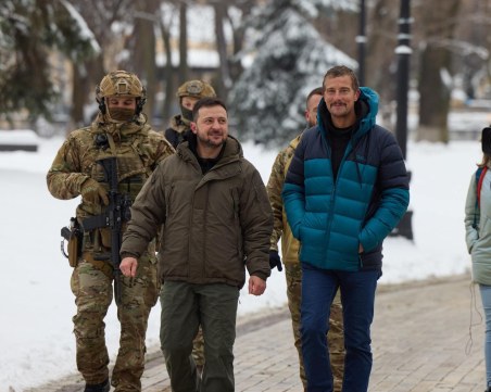 Беър Грилс в Украйна - шегуват се, че ще се учи от местните как се оцелява