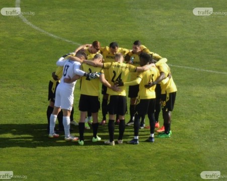 Ботев с мача на сезона днес в София