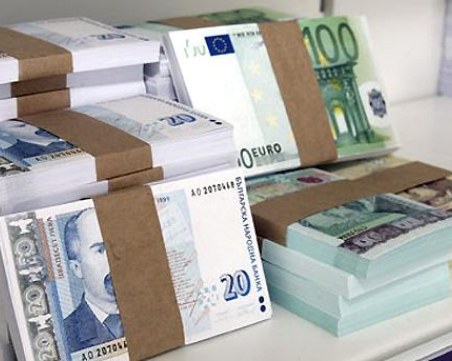 Основният лихвен процент скочи за трети път тази година