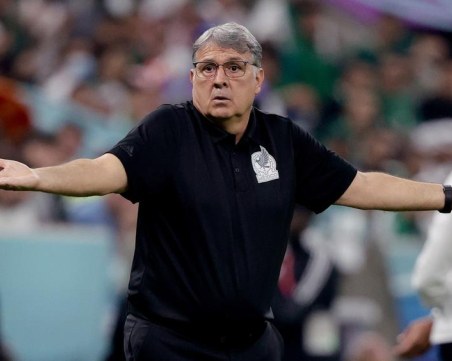 Първа треньорска смяна на Мондиала в Катар