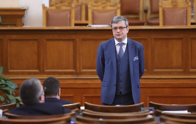 Биков: ПП искат час по-скоро този парламент да приключи