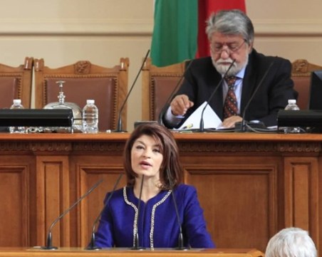 Атанасова: ПП нагнетява обществено напрежение с лъжи и манипулации