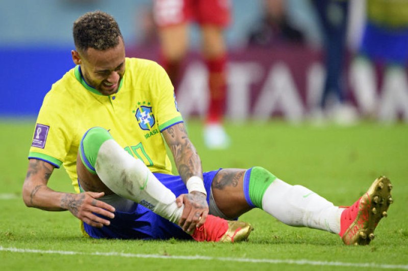 Все по-вероятно е Неймар да не играе за Бразилия до края на Световното