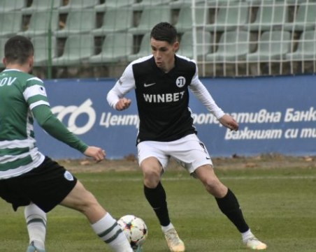 Карагарен стана футболист номер 1 на Локомотив за 2022-а година