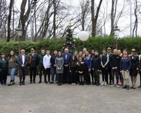 МВР организира коледно тържество за деца на загинали полицаи и пожарникари