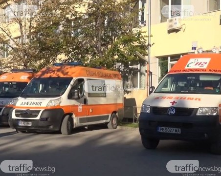 Мъже са с опасност за живота след катастрофа край Пловдив