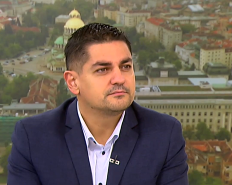 Радостин Василев: Радев и ГЕРБ координират действията си