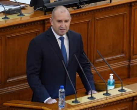 БСП и ПП искат президента да обясни действията на служебния кабинет