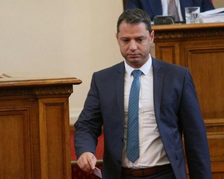 Добрев: Няма да има политически лица сред министрите на ГЕРБ