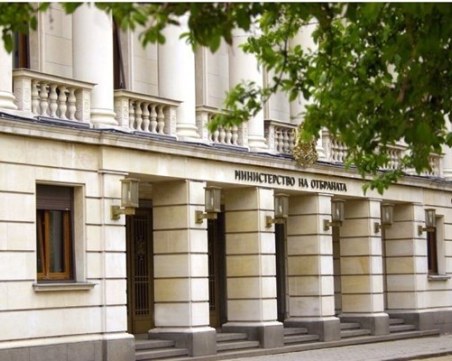 Гласуваха в комисия списъка с военната ни помощ за Украйна