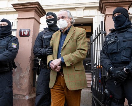 Заподозрените в заговор за преврат в Германия са имали списъци с врагове